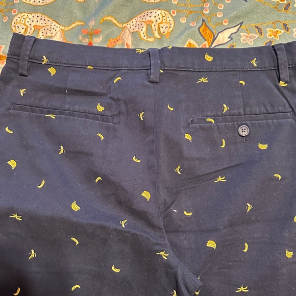 Banana Republic Aiden Navy Blue Shorts with Yellow Moon Pattern - Picture 6 of 7